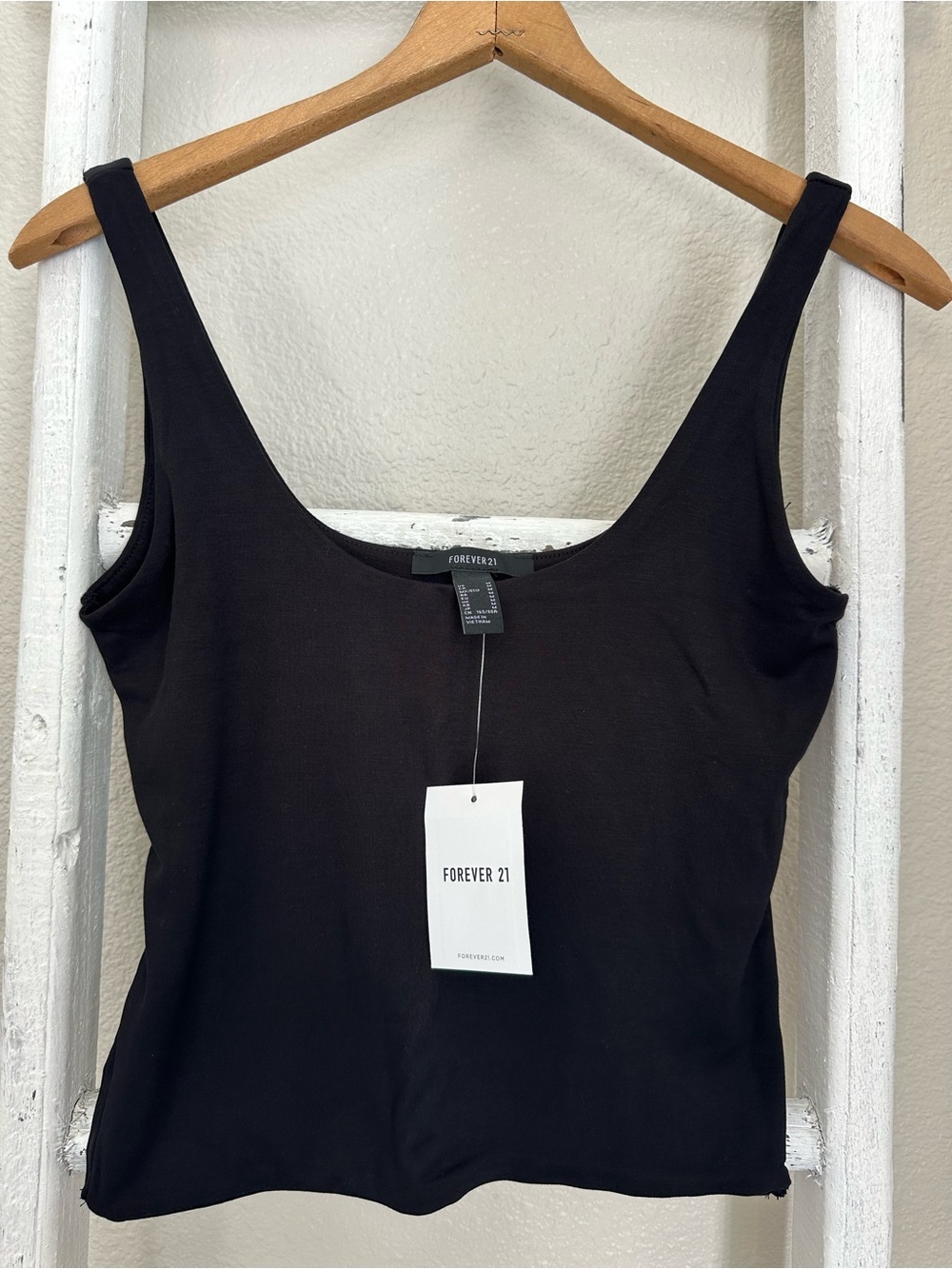 NWT Forever 21 Black Scoop Neck Tank Top